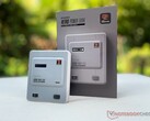 Ayaneo Retro Powerbank hands-on review: Super Nintendo-look and OLED display draw attention