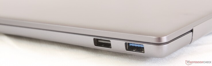 Right: USB 2.0, USB 3.0