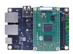 CM1: New developer board, here with an interface board. (Image source: ArmSoM)