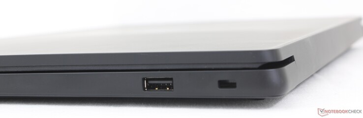 Right: USB-A 2.0, Kensington lock