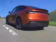 The 2026 Tesla Model Y Performance trim. (Image source: @stenboo/X)