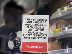 Cyberattack notice in a French supermarket