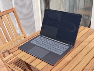 Outdoor (sunny)