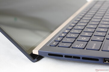 When opened, the base rises by 3 degrees. Maximum display angle is only 145 degrees