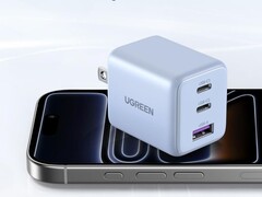 Ugreen’s GaN Charger 30W is now available in pink and blue