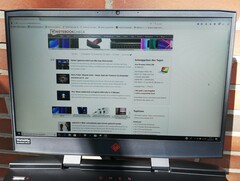 Using the HP Omen 15-dc1303ng outside