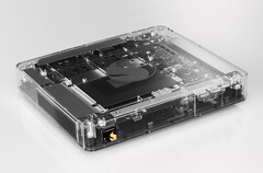 Qualcomm has also shown the Snapdragon Dev Kit in a transparent finish. (Image source: Qualcomm)