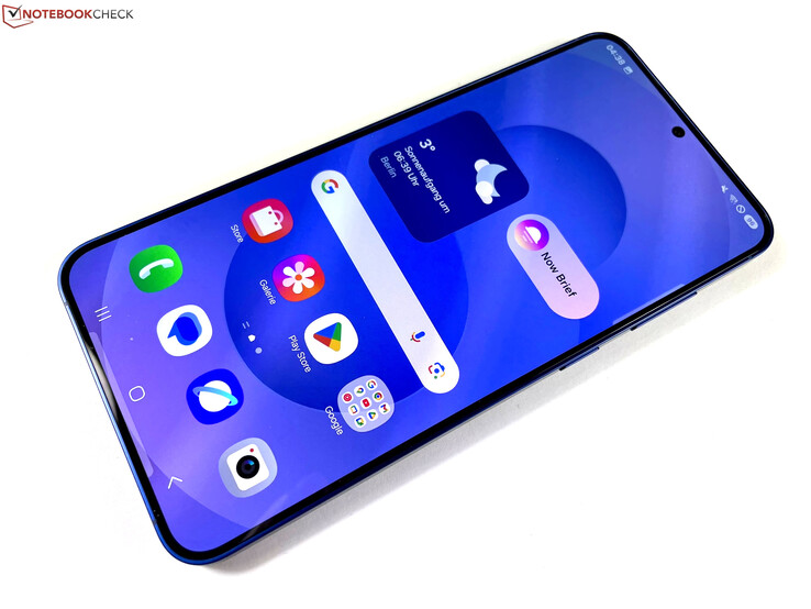 Samsung Galaxy S25+ (image source: Manuel Masiero)