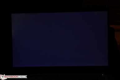 Very slight backlight bleeding on top left corner