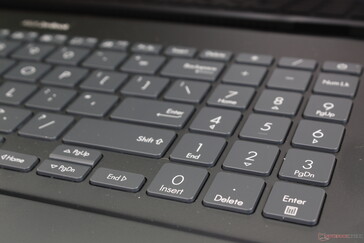Numpad keys are full size while the arrow keys are half-size and spongier