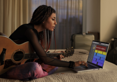 Apple has updated Final Cut Pro and Logic Pro to take advantage of the new MacBook Pro hardware. (Image: Apple)