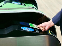 Some Sony FeliCa IC cards prior to 2017, including Suica cards used in JR East train stations, are vulnerable to hacking. (Image source: Sony)