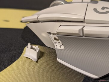 DPI Shift button is removable and can be swapped with the smaller button