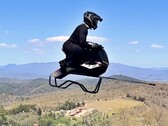 The Airbike can achieve a speed of upt to 102 kiometres per hour.  (Image source: Screenshot of Volonaut testing video)