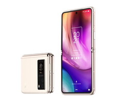 The TCL Chicago closes flush, unlike Samsung's Galaxy Z Flip smartphones. (Image source: TCL)