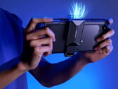 Jsaux cools down the Nintendo Switch 2 with an external fan (Image source: Jsaux)