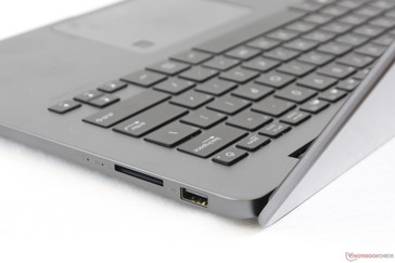 friendly is enough Bedroom Asus ZenBook UX430UN (i7-8550U, GeForce MX150) Laptop Review - NotebookCheck.net Reviews friendly is enough Bedroom Asus ZenBook UX430UN (i7-8550U, GeForce MX150) Laptop Review - NotebookCheck.net Reviews