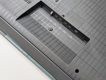 HDMI and antenna video inputs only. Note that only one of the HDMI ports supports eARC