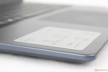 Model comes in Ice Blue or Midnight Blue color options. The smooth surfaces readily attract fingerprints