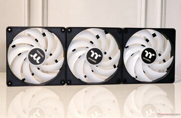 TH420 V2 Ultra EX: Radiator fans