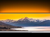 The OnePlus 12 advertises 4500 nits, while the Xiaomi 14 Ultra is rumored to have 6000 nits. Display rumors about the Xiaomi 15 have also appeared. (Image: OnePlus)