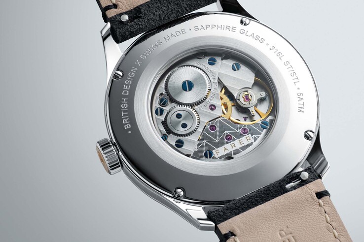 The Farer Lissom is powered by Swiss-made La Joux-Perret D100 manual-winding caliber (Image source: Farer)