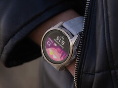 Beta version 19.38 is rolling out OTA to the Garmin Fenix 7 and related smartwatches. (Image source: Garmin)