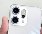 A "Reno 14 Global Edition" hands-on. (Image source: SmartPrix)