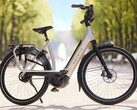 The Gazelle Avignon C380 HMB LTD e-bike has up to 155 km (~96 miles) range. (Image source: Gazelle)