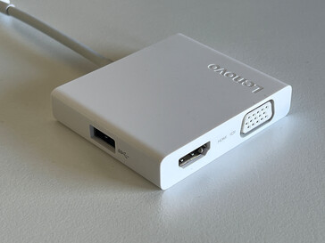 USB dock with USB-A, HDMI, VGA and...