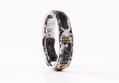 The Oura Ring 5 is virtually impossible to repair.