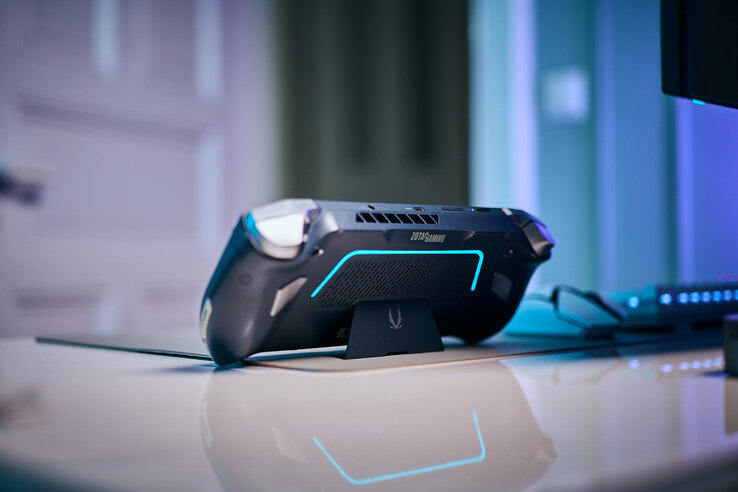 A customizable RGB lightbar adds some eye candy to the back of the Zone.
