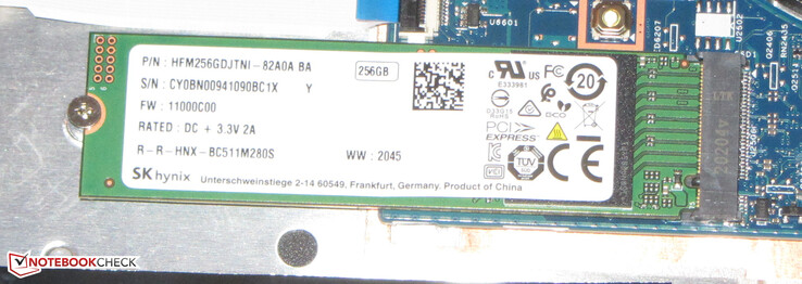 An NVMe SSD is used.