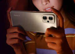 The Redmi K50i ships in Stealth Black, Phantom Blue and Quick Silver colourways. (Image source: Xiaomi)