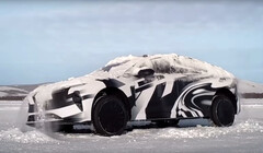 Nio&#039;s ET9 shown mid-snow-shake in an exuberant demonstration of its hydraulic active suspension system. (Image source: Nio via CnEVPost on YouTube)