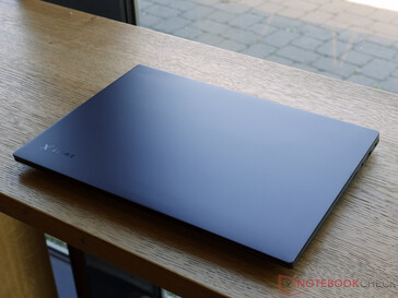 The sleek chassis of Acer Swift X 14 AI (Image source: Notebookcheck)