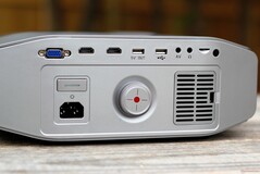 The L6200 has quite a bit of I/O as well as a keystone correction knob on the back.