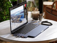 The Satechi Pro Hub Slim has a 100 W USB4 port with 40 Gbps speeds. (Image source: Satechi)