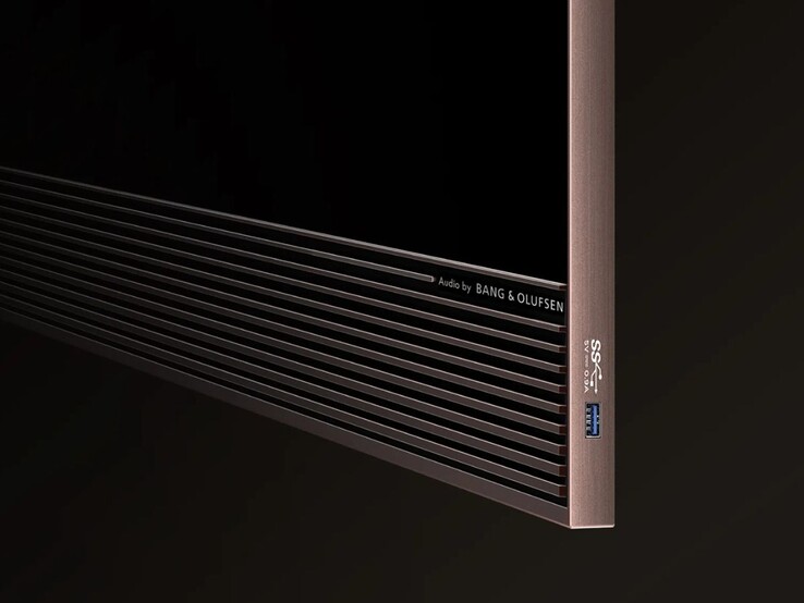 The TCL X11L SQD-Mini LED TV has a side-mounted USB port