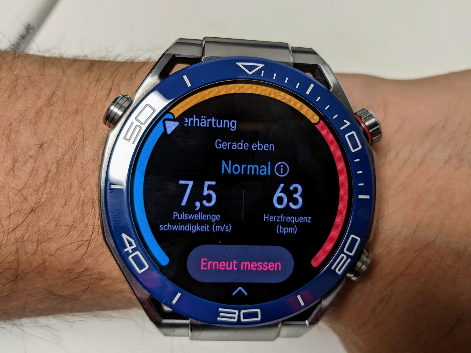 Huawei Watch Ultimate review: diving in at the deep end