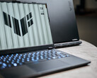 ASUS TUF Gaming A14 and A16 feature space for two SSDs. (Source: Alex Waetzel for Notebookcheck)