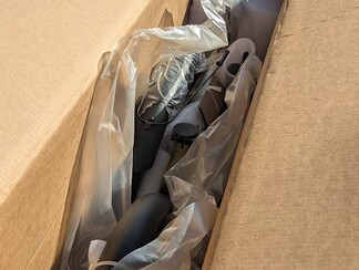 First peek inside (Image Source: Stephen Pereyra / Notebookcheck)