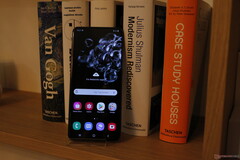 The Samsung Galaxy S20 Ultra's display is 