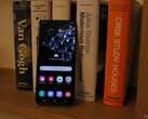 The Samsung Galaxy S20 Ultra's display is "Visually Indistinguishable From Perfect". 