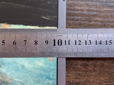 Relatively narrow side bezels