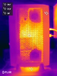 Minisforum Minisforum AtomMan G7 Ti during stress test (right side)