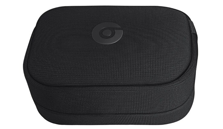 Apple is also planning a new carrying case for the Beats Solo4. (Image: 9to5Mac)