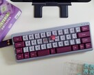 The Epomaker TH40 offers a compact 40% layout with a more familiar layout than many 40% custom mechanical keyboards. (Image source: Julian van der Merwe / Notebookcheck)