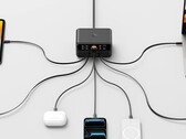 Seven devices can be powered simultaneously via USB-C or USB-A with a total maximum of 350 watts.