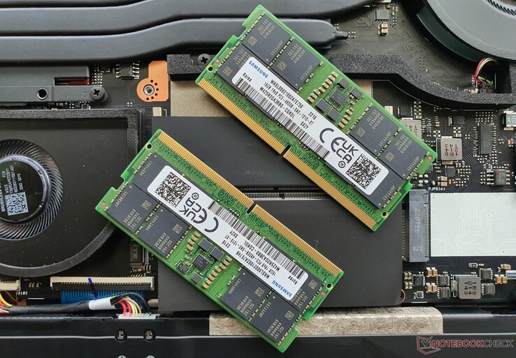 Dual-channel configuration: 2x 16 GB DDR5-4800 RAM (single ranked)